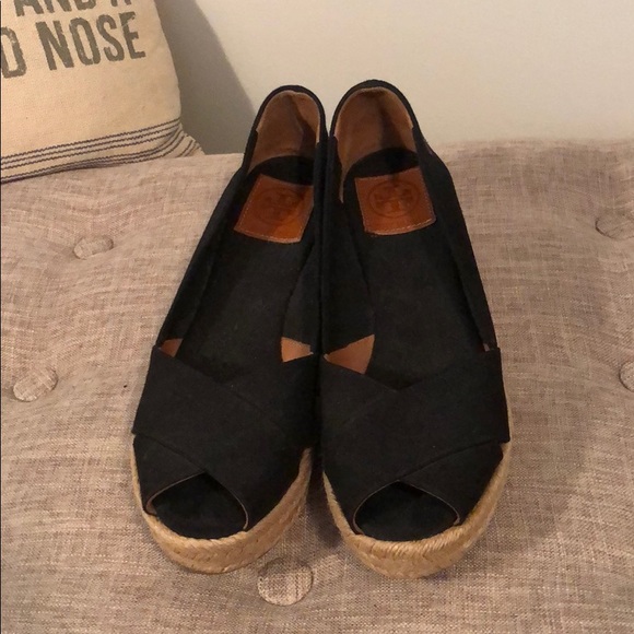 Tory Burch Filipa Black Canvas wedge espadrille - Picture 4 of 5